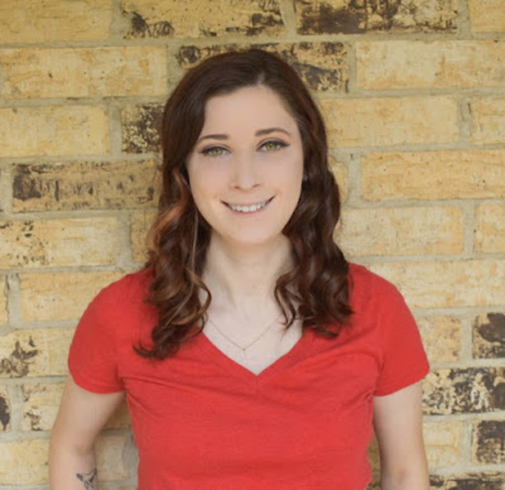 Meet your Posher, Emily